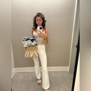 Meet your Posher, Elena